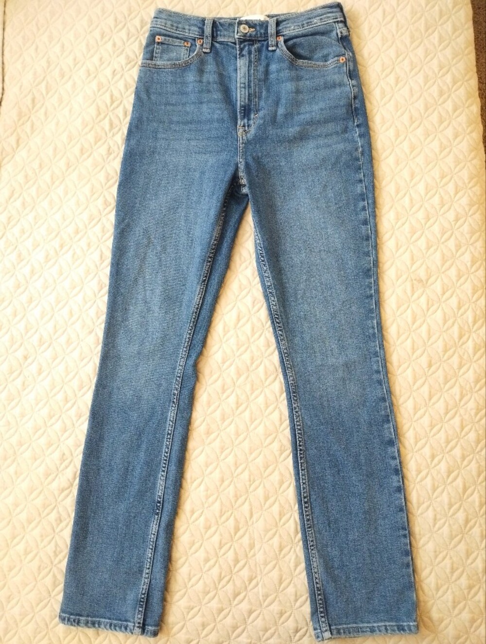 Abercrombie & Fitch The Slim Straight Ultra High Rise Jeans 155D1273